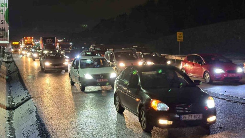 habipler arnavutkoy yolunda iski kazi cilesi de0face4fe99 |