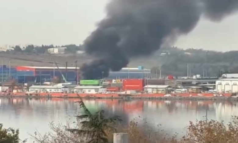 halkali gumrugunde konteyner alev alev yandi 1ecddbf00759 |