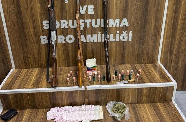 hayvan damina uyusturucu baskini 2si satici 3 supheli yakalandi 307b8174cbf2 |