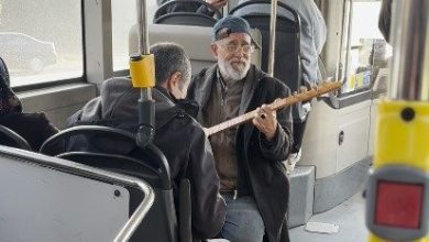 İETT otobüsünde türkü molası 9 iett otobusunde turku molasi yolcular hem sasirdi hem keyif aldi 3dad0a42ab8a e1763106489378 |