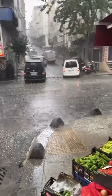 istanbul dolu yagisi etkili oldu 872ab94354f2 |