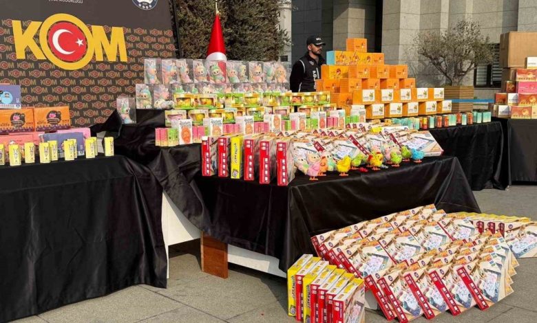 istanbulda kacak oyuncak operasyonu 2 gozalti b59c4b2307d0 |