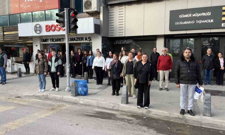 izmir saat 0905te atasini andi 61be140486ea |