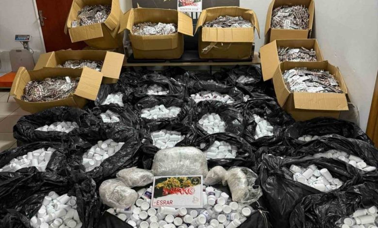 izmirde 974 adet uyusturucu hap ele gecirildi 9be34cd7bb8f |