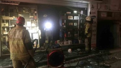 izmirde cep telefonu aksesuar magazasinda yangin c7bbb6244250 |