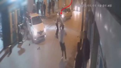 İzmir’de cinayetle biten aile kavgasının görüntüleri ortaya çıktı 3 izmirde cinayetle biten aile kavgasinin goruntuleri ortaya cikti be37c283590b |