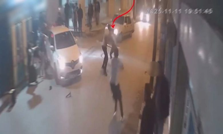 İzmir’de cinayetle biten aile kavgasının görüntüleri ortaya çıktı 1 izmirde cinayetle biten aile kavgasinin goruntuleri ortaya cikti be37c283590b |