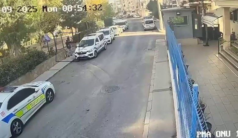 İzmir’de polis merkezine saldırı soruşturmasında yeni gelişme 1 izmirde polis merkezine saldiri sorusturmasinda yeni gelisme 0fed20389822 |