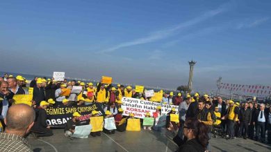 İzmir’de taksicilerden ‘korsana hayır’ konvoyuna başkandan şartlı destek 4 izmirde taksicilerden korsana hayir konvoyuna baskandan sartli destek e49d824ed115 |