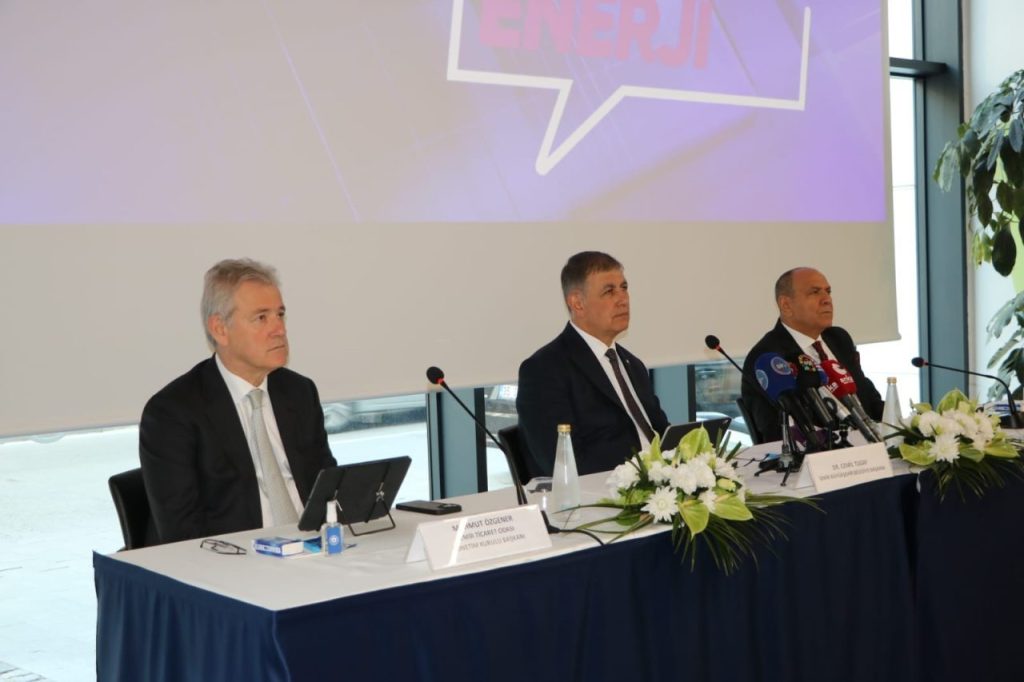 izmirmeets 2025 zirvesi basliyor 067e85a40623 |