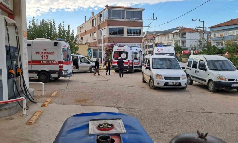 iznikte 8 isci tavuklu pilavdan zehirlendi 22683c1c5489 |