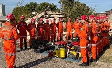 jak timleri egitimlerine araliksiz devam ediyor 7c607df61192 |