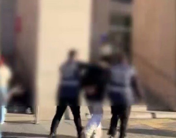 kagithanede gurultu tartismasinda 1 kisiyi oldurup 2 kisiyi yaralayan 19 yasindaki supheli tutuklandi 9645fb6042de |