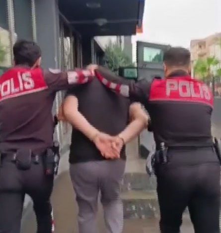 karsiliksiz cek dolandiriciligindan 32 yil hapis alan kisi sancaktepede yakalandi 3f0124e493c7 |