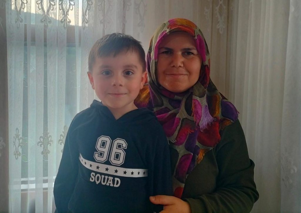 kastamonuda olu bulunan anne ile oglunun cenazeleri otopsi icin ankara adli tip kurumuna getirildi e4e3241556b7 |