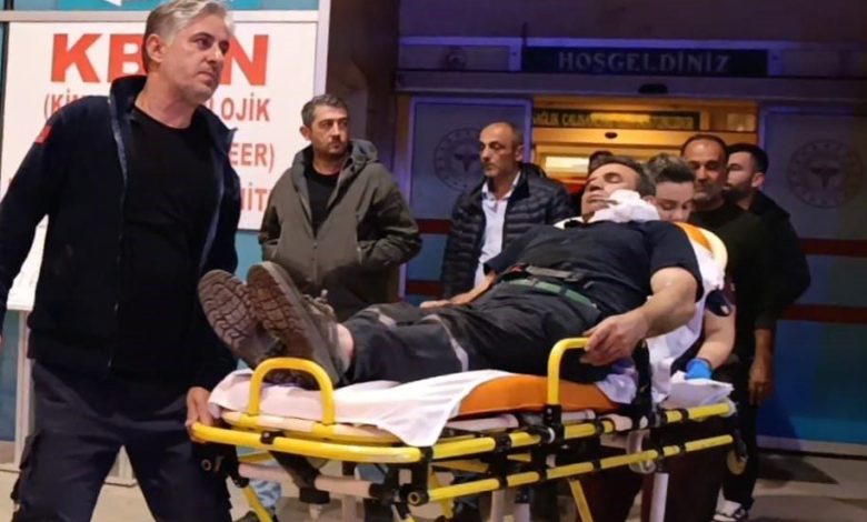 komurleri indirirken yuzune demir saplandi 97dd5368606d |