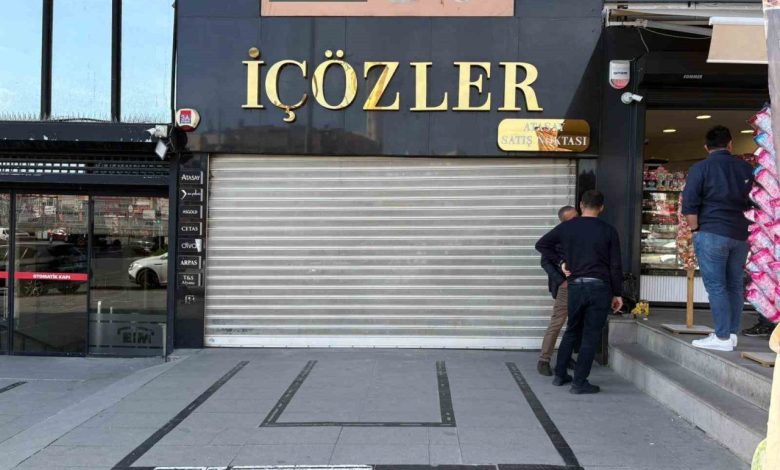 kuyumcudaki vitrin asansorunun altinda kalan isci hayatini kaybetti a5f72fe32527 |