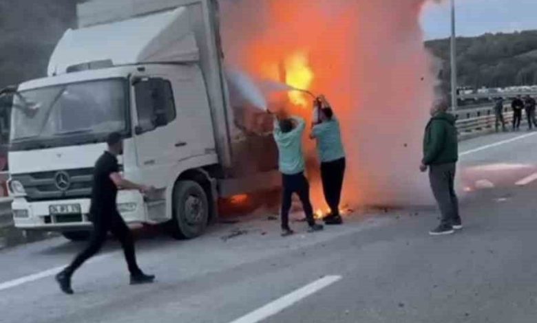 kuzey marmara otoyolunda kamyon alev alev yandi c7926c75ad19 |