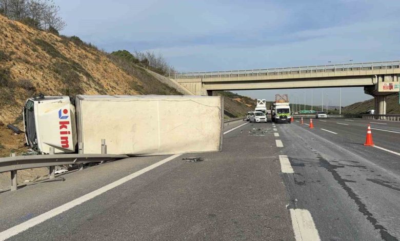 Kuzey Marmara Otoyolu’nda zincirleme kaza: Aynı firmaya ait iki kamyon kazaya karıştı 1 kuzey marmara otoyolunda zincirleme kaza ayni firmaya ait iki kamyon kazaya karisti 82850e2a47aa |