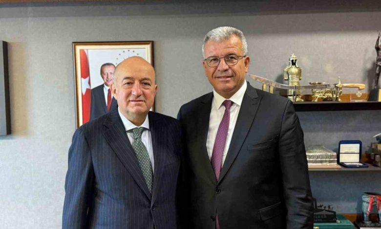 milletvekili gider ve baskan elbi mujdeyi verdi karabigaya yeni saglik yatirimi 2cb76bd8b3ff |