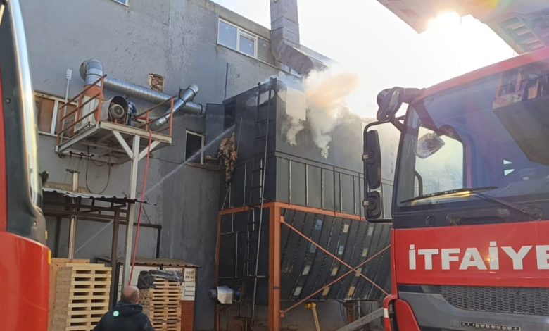 mobilya fabrikasinda yangin 1 isci yaralandi 520cdf9f7441 |