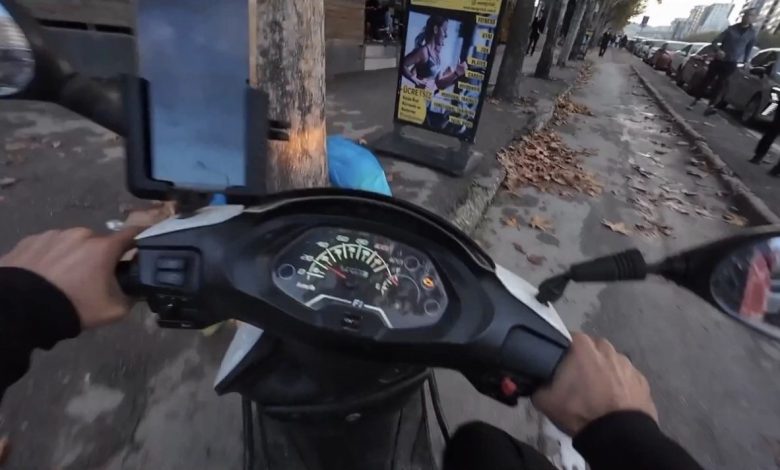 Motosiklet kaydı, duba şaşırttı: Sinirle çıktı, mizahla bitti 1 motosiklet kaydi duba sasirtti sinirle cikti mizahla bitti 3a23d5369dce |