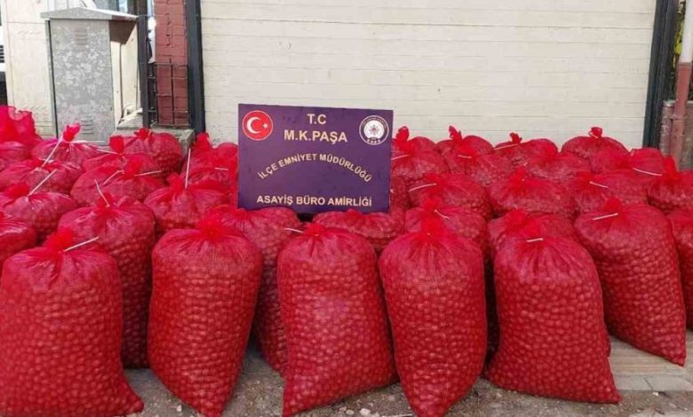 mustafakemalpasada hirsizlar 46 cuval ceviz ile yakalandi 518c85827e0d |