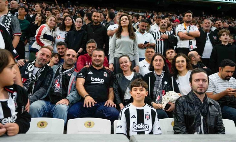 ogretmenler tupras stadyumunda agirlandi 2d9bb608016c |