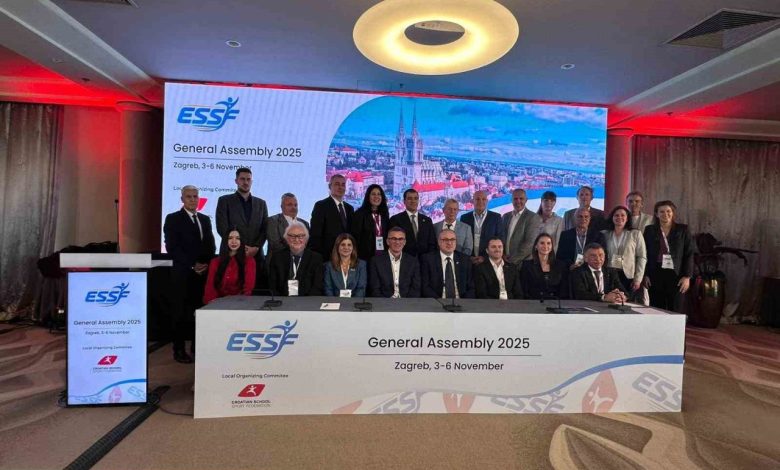 okul sporlari daire baskani ilhan demir essf yonetim kuruluna secildi 09f573f9f314 |