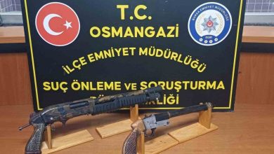 Osmangazi’de ruhsatsız silah operasyonu: 3 gözaltı 2 osmangazide ruhsatsiz silah operasyonu 3 gozalti d736efd7cffa |