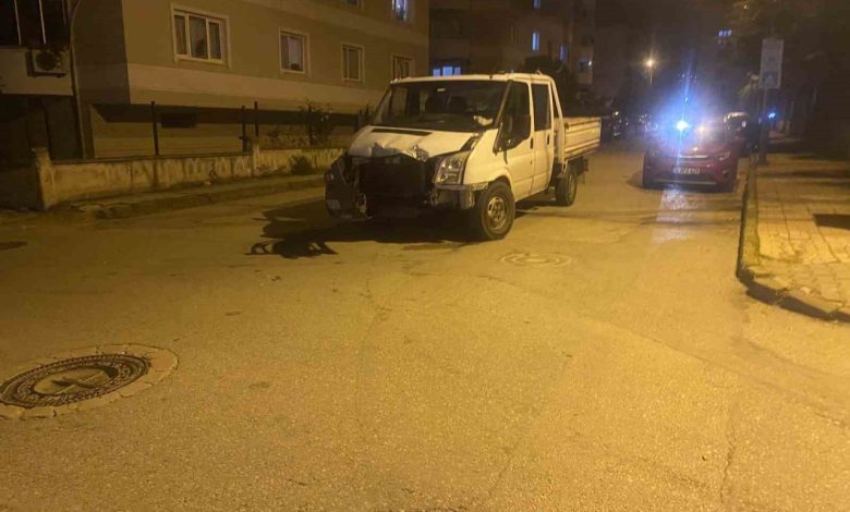 otobus ile kamyonet carpisti sans eseri yaralanan olmadi af7dacfb020b |