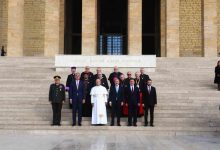 papa 14 leonun turkiyedeki ilk duragi anitkabir oldu 9859d41e3b16 |