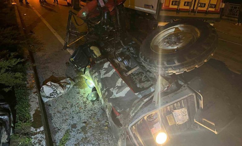 tir ile traktorun carpistigi kazada kari koca hayatini kaybetti 16c4fd3f50ad |