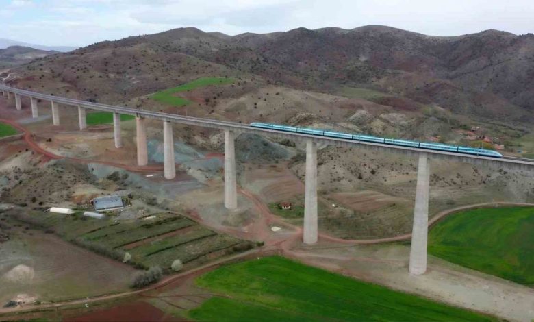 tren biletlerinde ogretmenlere yuzde 50 indirim 39746a874764 |