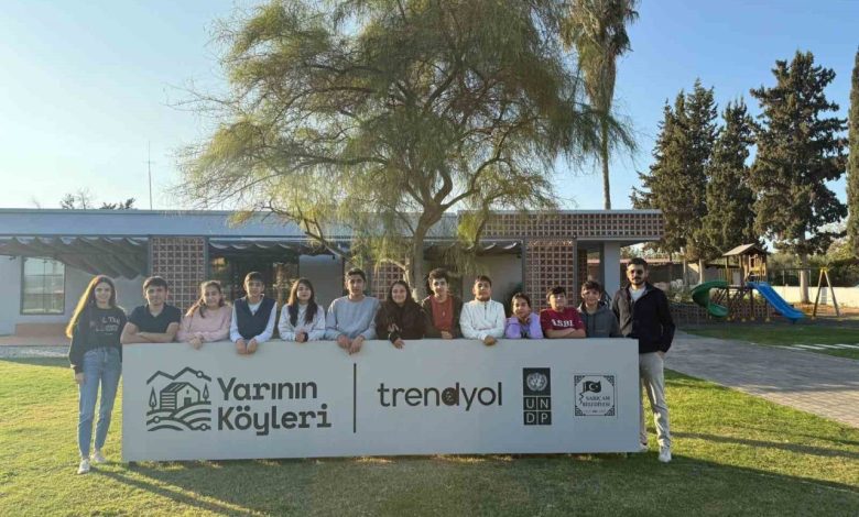 trendyol yarinin koyleri ogrencileri roma yolcusu 16d2f3775e88 |