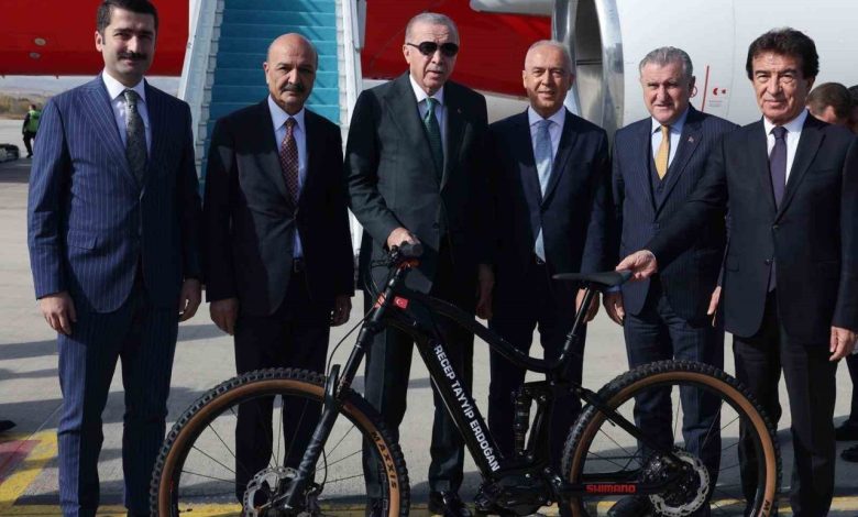 turkiye bisiklet federasyonundan cumhurbaskani erdogana ozel tesekkur f48c7be5efb7 |