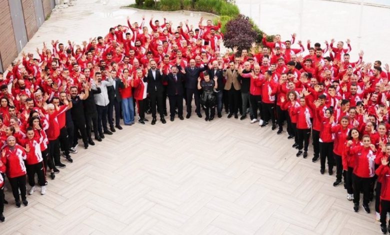 Türkiye, Tokyo 2025 Deaflympics’e tarihin en geniş kafilesiyle gidiyor 1 turkiye tokyo 2025 deaflympicse tarihin en genis kafilesiyle gidiyor 36470e176566 |