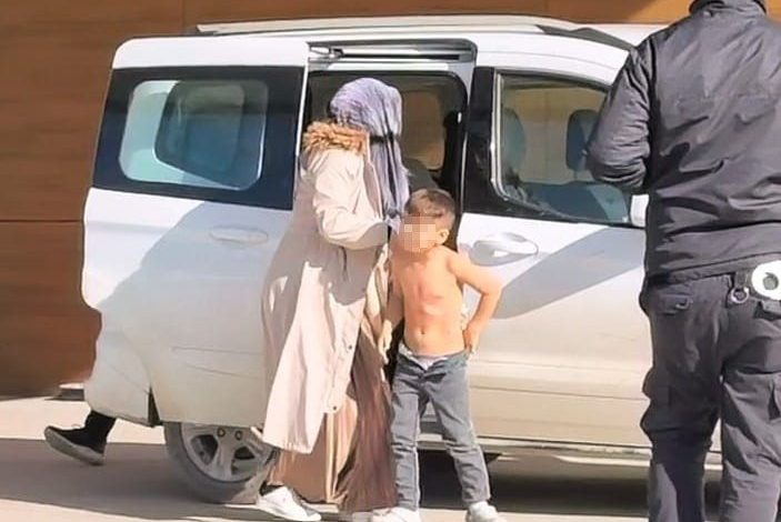 uzerine kaynar su devrilen cocuk yaralandi 8826eefb3382 |