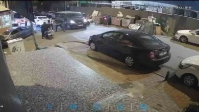 yol verme kavgasinda tartistigi 2 kisiyi bicakla yaraladi o anlar kamerada 1d1ddb343fe8 |