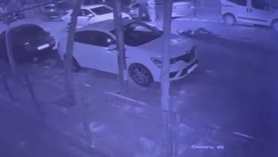 yolun karsisina gecen adam otomobil carpti 6898da89b593 |