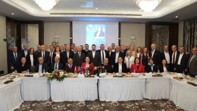 17 bin uyeli bal gocte fahriye vatansever agca degisim icin aday d0648e0f4292 |