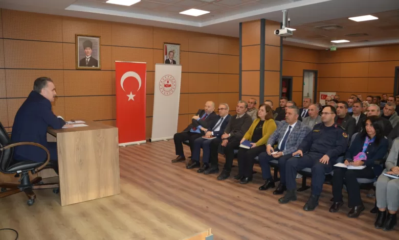 Edremit’te 2025 Yılı Sonu Muhtarlar Değerlendirme Toplantısı Gerçekleştirildi 1 IMG 20251210 WA0043 |