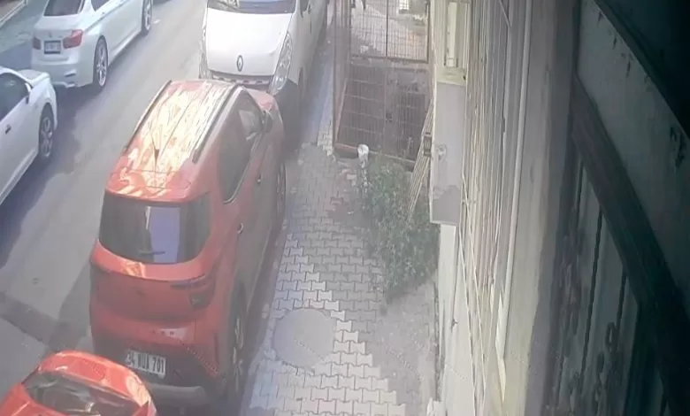 arnavutkoyde otomobil 3 yasindaki cocuga carpti d7b45b179ad5 |