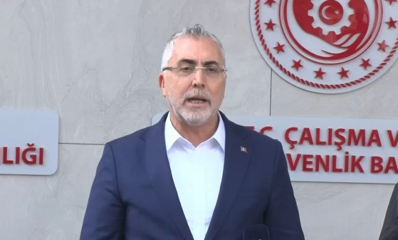 Bakan Işıkhan: "İşçilerimizin taleplerini, dileklerini komisyona yansıtacağım" 1 bakan isikhan iscilerimizin taleplerini dileklerini komisyona yansitacagim 4672671513de |