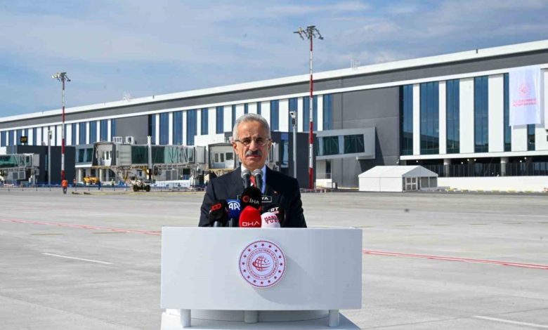 bakan uraloglu her gun ortalama yaklasik 9 stadyum dolusu yolcu havayolu ile seyahat etti 2c8fd7892158 |