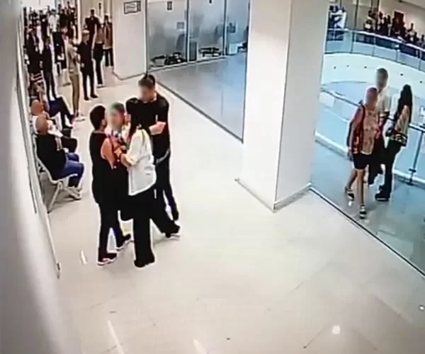 bakirkoy adliyesinde velayat kavgasi o anlar kamerada 32b1c6a93e6d |