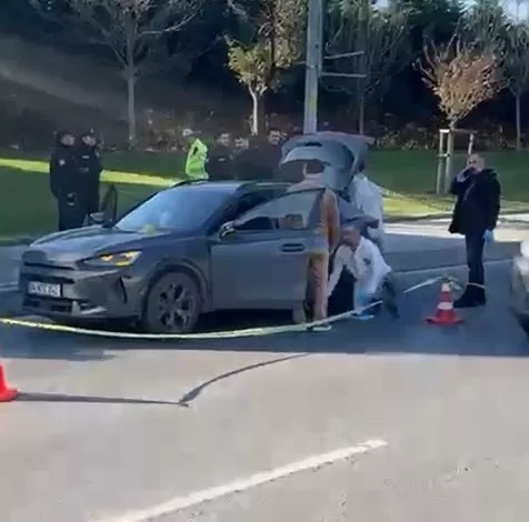 bakirkoyde seyir halindeki otomobile silahli saldiri 1 olu 9b54825fa3ac |