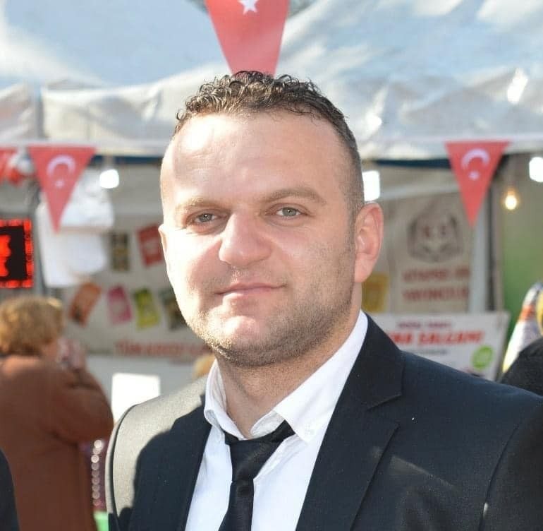 bobrek ameliyati sonrasi hayatini kaybeden ekrem sarlinin olumu ile ilgili adli tip hastaneyi sorumlu tuttu aeb54edc9e03 |