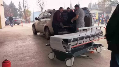 bursada devrilen suntalarin altinda kalan isci yaralandi 855114cd4d78 |