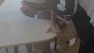 bursada kan donduran goruntuler otizmli ogrenciler ders boyunca bagli tutulmus 275a58a64848 |